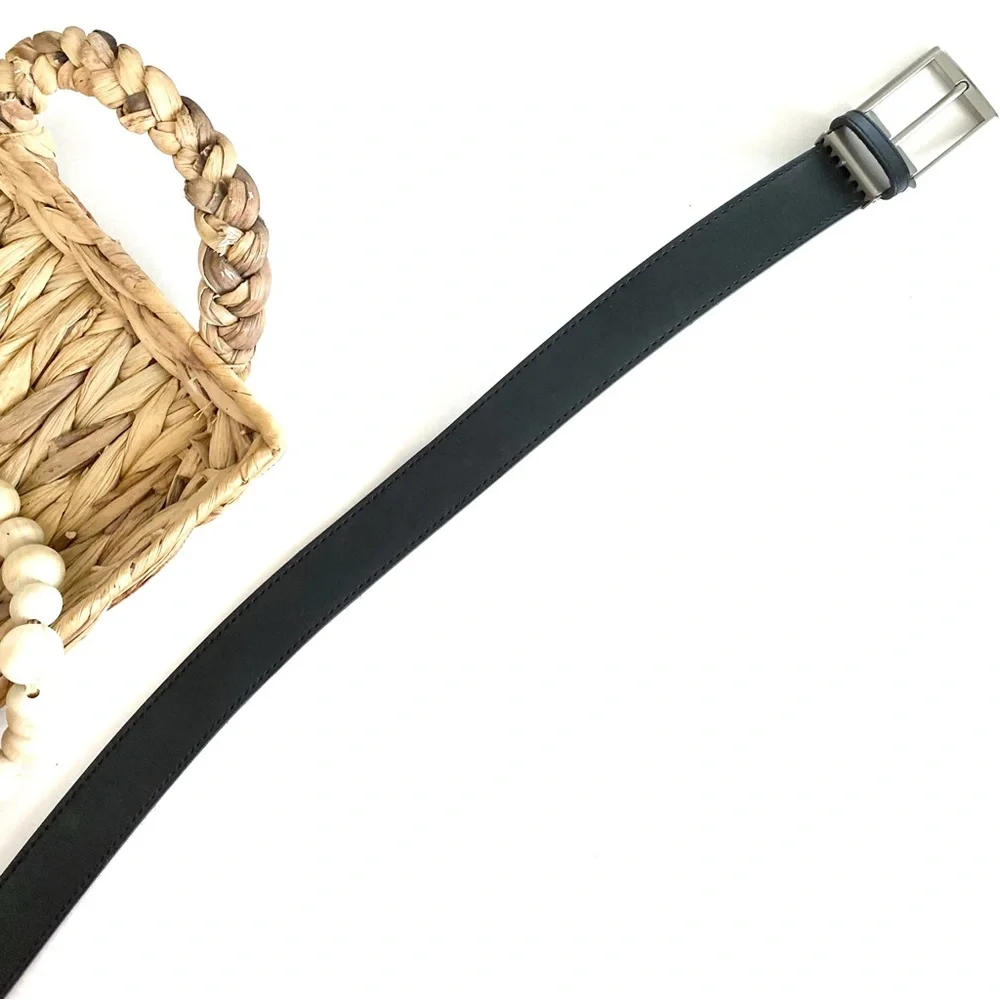 Oobè Black Genuine Leather Belt With Silver Luxury Buckle M